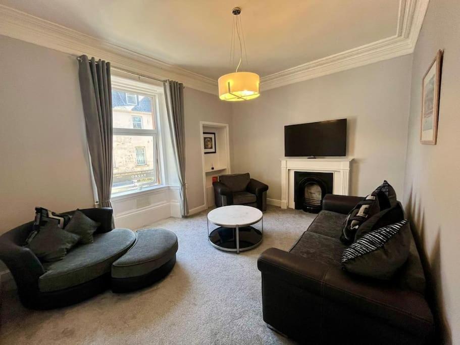 Beautiful Spacious Apartment In Town Centre Oban Kültér fotó